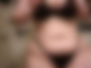 bigbootybullynisha's Live Sex Cam Show