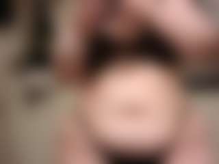 bigbootybullynisha's Live Sex Cam Show