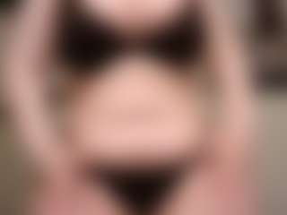 bigbootybullynisha's Live Sex Cam Show