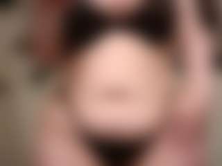 bigbootybullynisha's Live Sex Cam Show