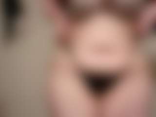 Live cam show with bigbootybullynisha - Brown Eyes on Hubzter Live