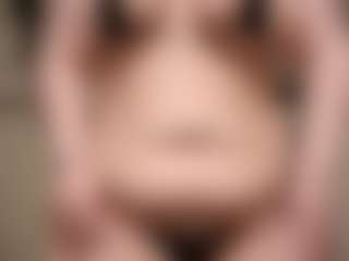 bigbootybullynisha's Live Sex Cam Show