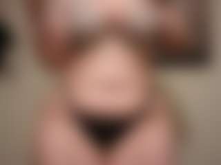 bigbootybullynisha's Live Sex Cam Show