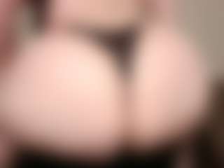 bigbootybullynisha's Live Sex Cam Show