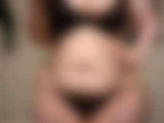 bigbootybullynisha's Live Sex Cam Show