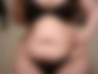 bigbootybullynisha's Live Sex Cam Show