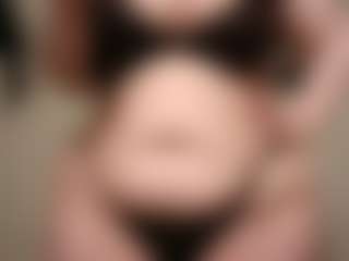 Live cam show with bigbootybullynisha - Brown Eyes BBW on studioflirtlive.com