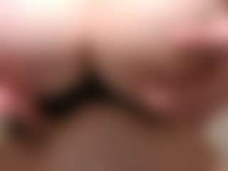 bigbootybullynisha's Live Sex Cam Show