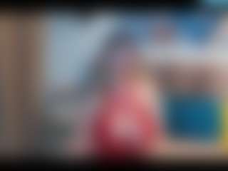 RaisaAllen MILF webcam performer live streaming