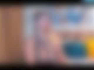 RaisaAllen MILF webcam performer live streaming