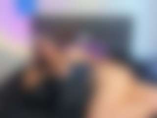 Live cam show with amandaseyfried19 - Living Room on camtv