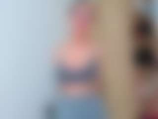amandaseyfried19's Live Sex Cam Show