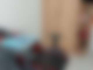 Live cam show with amandaseyfried19 - Toys on crypto-cams