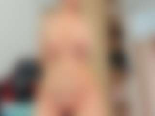 amandaseyfried19's Live Sex Cam Show