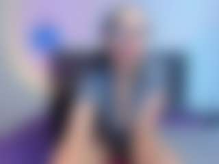 amandaseyfried19 MILF webcam performer live streaming