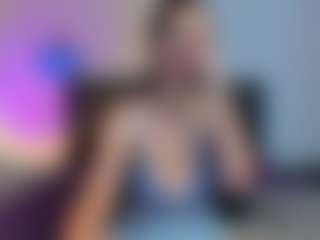 Live cam show with amandaseyfried19 - Solo on Camsoda