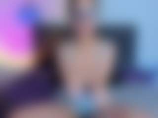 amandaseyfried19 MILF webcam performer live streaming