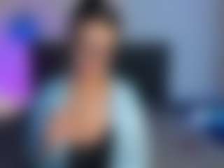 Live cam show with amandaseyfried19 - Cosplay MILF on Camsoda