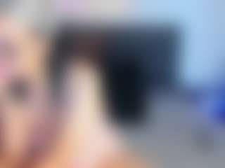 Live cam show with amandaseyfried19 - Cosplay on Camsoda