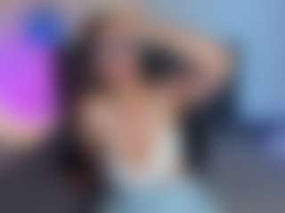 amandaseyfried19 MILF webcam performer live streaming