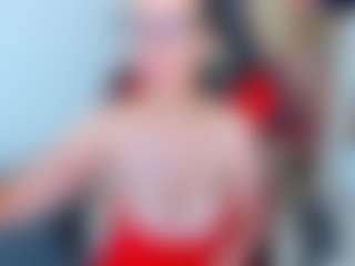 Live cam show with amandaseyfried19 - Middle Aged on Camsoda