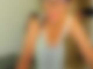amandaseyfried19's Live Sex Cam Show