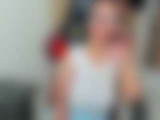 Live cam show with amandaseyfried19 - Mature on Camsoda