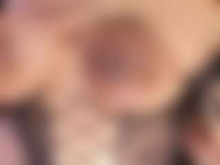 Ameelie's Live Sex Cam Show