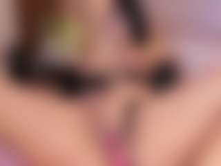 Ameelie's Live Sex Cam Show