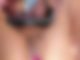 Ameelie's Live Sex Cam Show