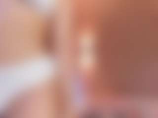 Live cam show with Ameelie - Curvy Toys on Camsoda