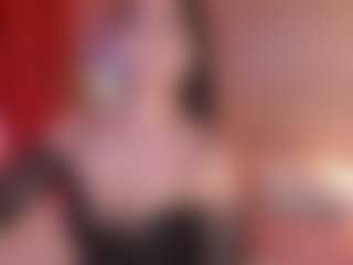 Live cam show with Ameelie - Curvy Teen (18+) on Camsoda