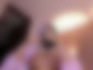 Live cam show with Ameelie - Anal Teen (18+) on 1on1-livenow