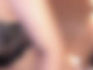 Ameelie's Live Sex Cam Show