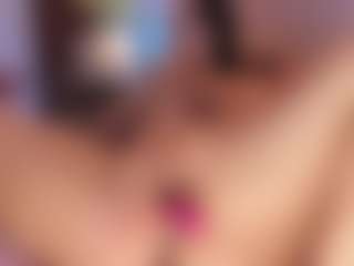 Ameelie's Live Sex Cam Show