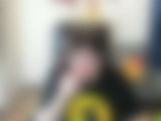Live cam show with Rose - Goth on Mixed Magazine Live
