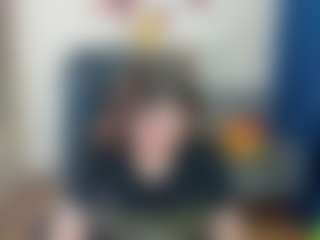 Live cam show with Rose - Goth on TottyGirls