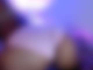 Live cam show with SkylaMartinez - Ebony Blowjob on TottyGirls