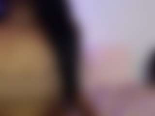 Show live cam dengan SkylaMartinez - Spank di Camsoda
