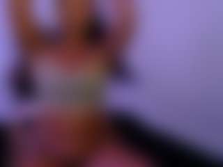 SkylaMartinez's Live Sex Cam Show
