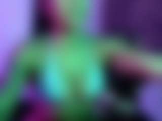 Live cam show with SkylaMartinez - Facial Piercings on StripNow
