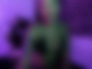 Live cam show with SkylaMartinez - Fingers on Camming Site