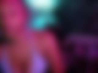 Live cam show with SkylaMartinez - Black Dildo on xDating