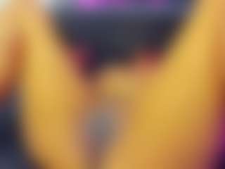 Live cam show with Rose Carter - Squirt on justonemore.cc