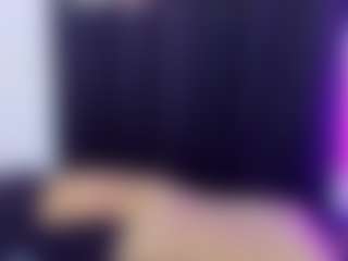 Live cam show with Rose Carter - Threesome on milfzrlive.com