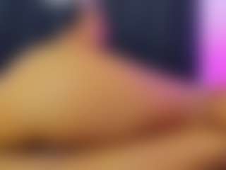 Live cam show with Rose Carter - Lesbian on madthumbs