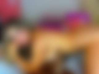 Live cam show with MarianaBlash - Fuck Machine on CamClone