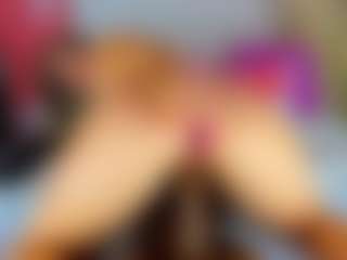 Live cam show with MarianaBlash - Blowjob on Chatstar