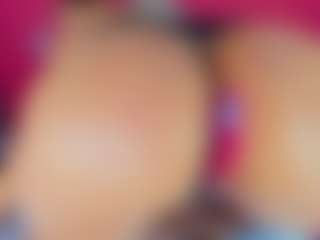 Live cam show with MarianaBlash - Bedroom Toys on CamwithHer