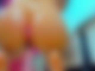 Live cam show with MarianaBlash - Big Tits on dropp.cam
